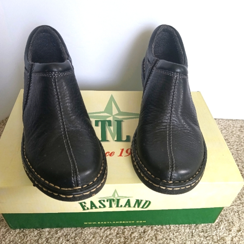 Eastland Black Leather Slip-On Loafers